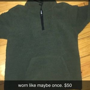 Green VS Pink sherpa